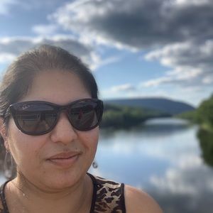 Meet your Posher, Marina